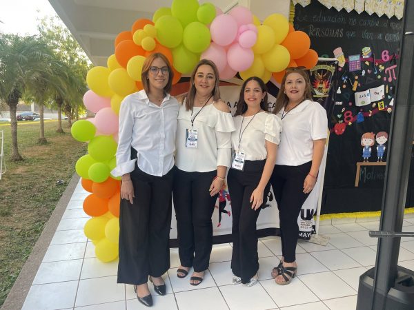 Semana Académica, Cultural y Deportiva del Día del Estudiante. Día 5, Bazar de Emprendimiento y Tarde Bohemia